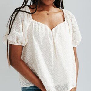 The Baili Textured Blouse in Cream Piper & Scoot NWOT S